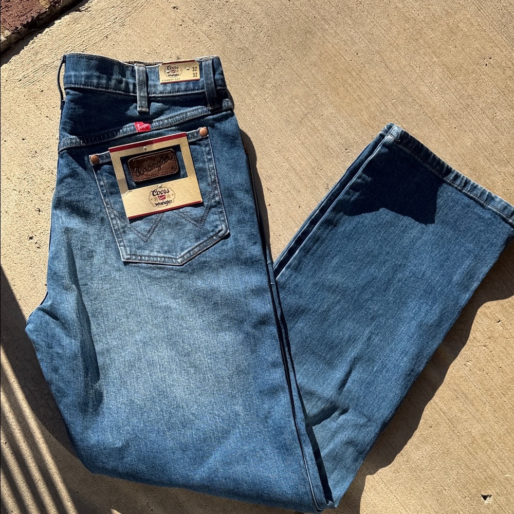 Limited edition Coors Banquet Wrangler Relaxed Fit Denim Jeans